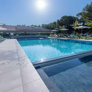 Aparthotel Kyriad - Plan De Campagne