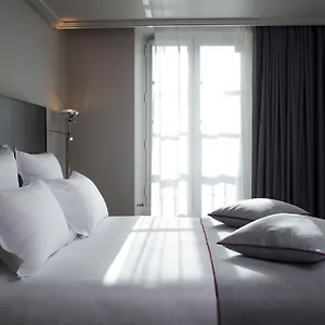 Saint Dominique Otel Paris