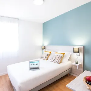 מלון Comfort Aix, Le Tholonet
